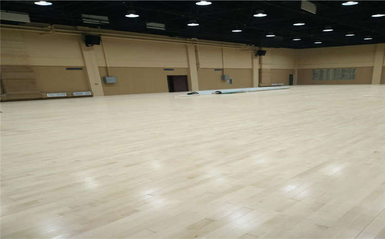 20厚運(yùn)動(dòng)籃球地板怎么維修?