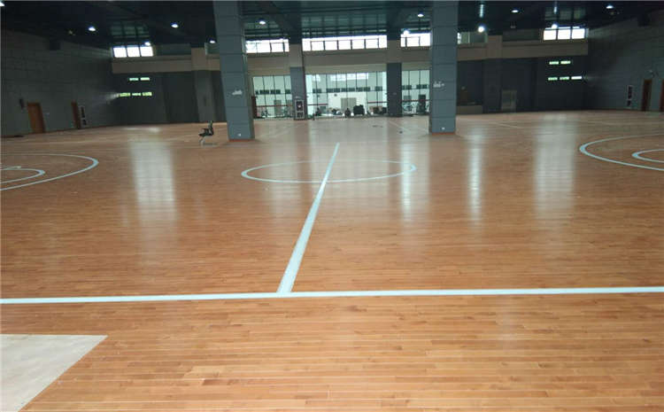 24厚舞蹈房木地板怎么保養？