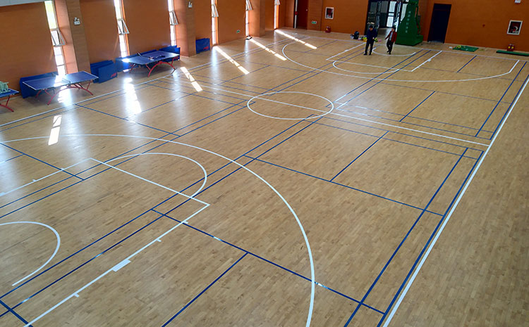 22厚運動體育地板怎么保養？