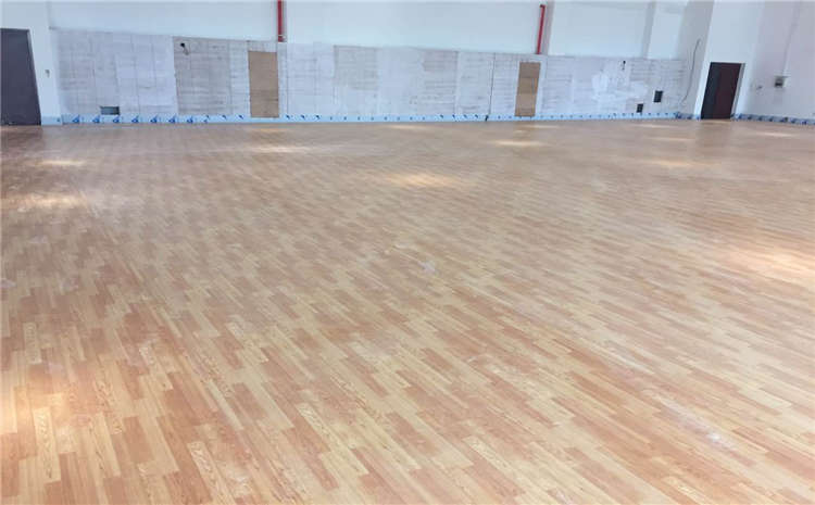 俄勒岡松運動體育地板怎么保養？