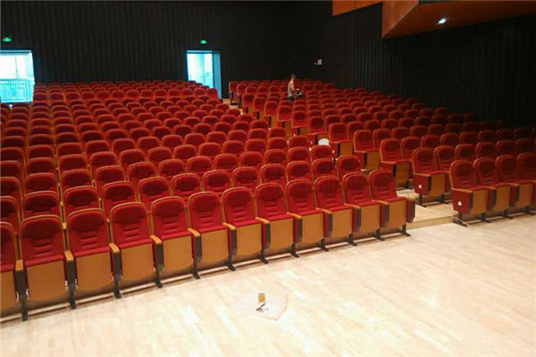 湖南婁底文化館舞臺木地板案例 湖南婁底文化館舞臺木地板案例